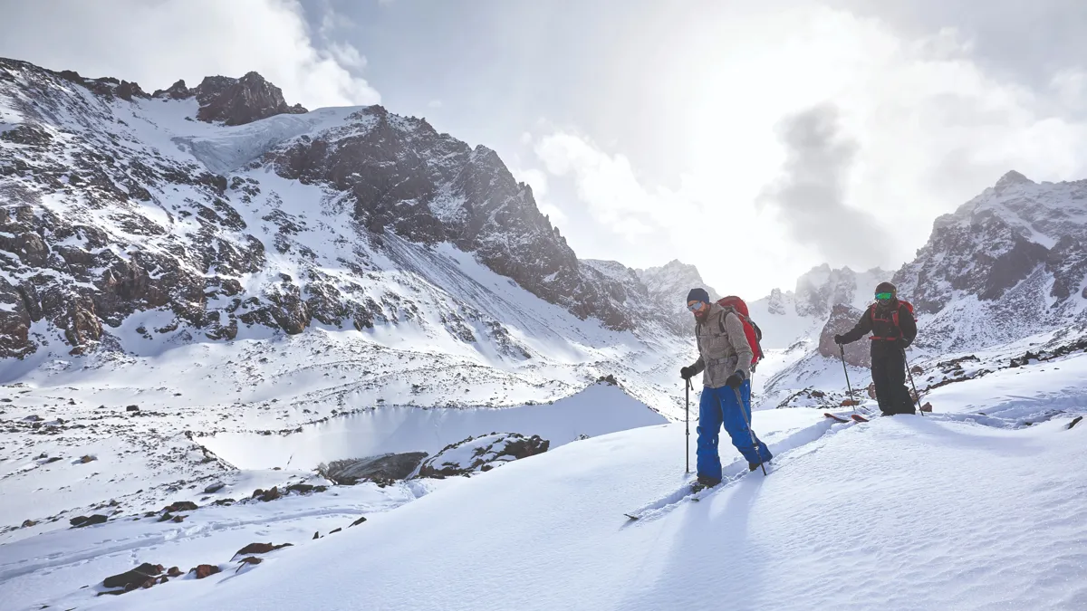 горы, горнолыжный курорт, снег, лыжи, зимний отдых