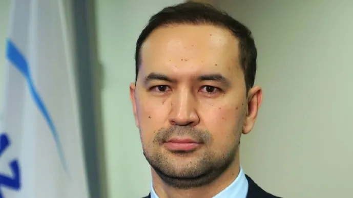 Руслан Оскенали