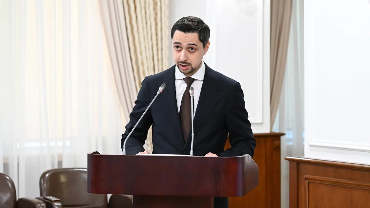 Ростислав  Коняшкин