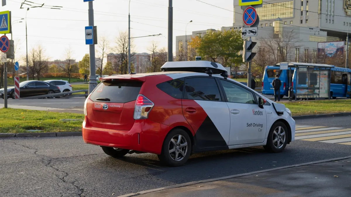 беспилотное авто, беспилотное такси, такси Яндекс, автономный транспорт