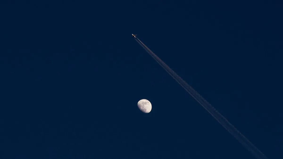 Луна космос небо