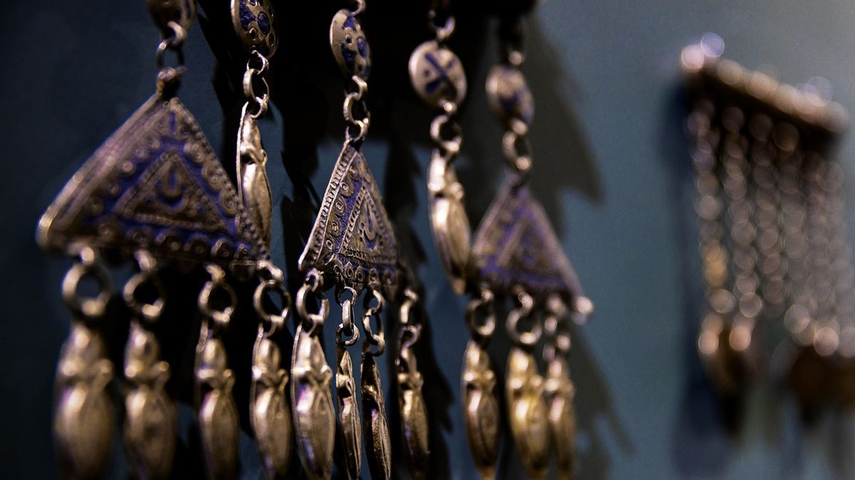 сувениры, бижутерия