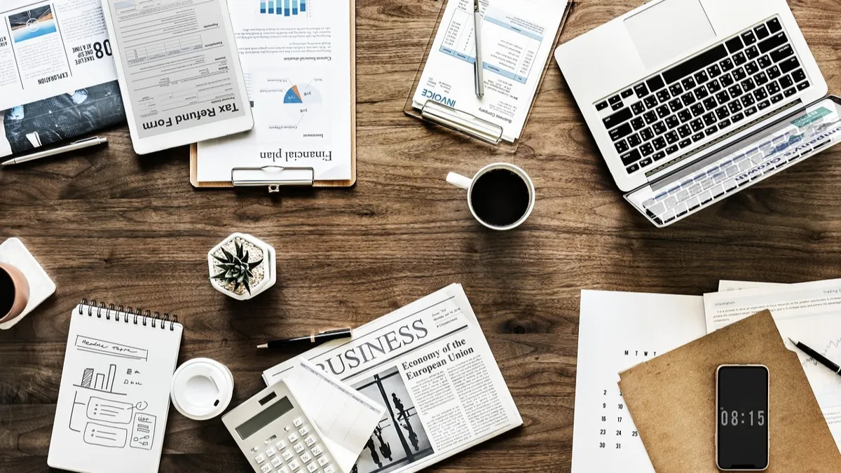 бизнес, документы, расчеты, ноутбук