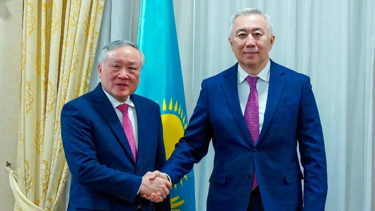 Нгуен Хоа Бинь и Серик Жумангарин