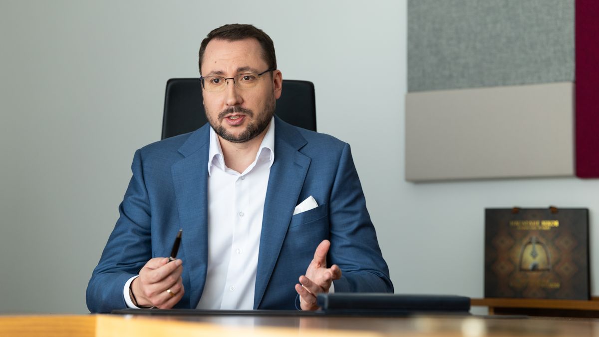 Александр Бабичев