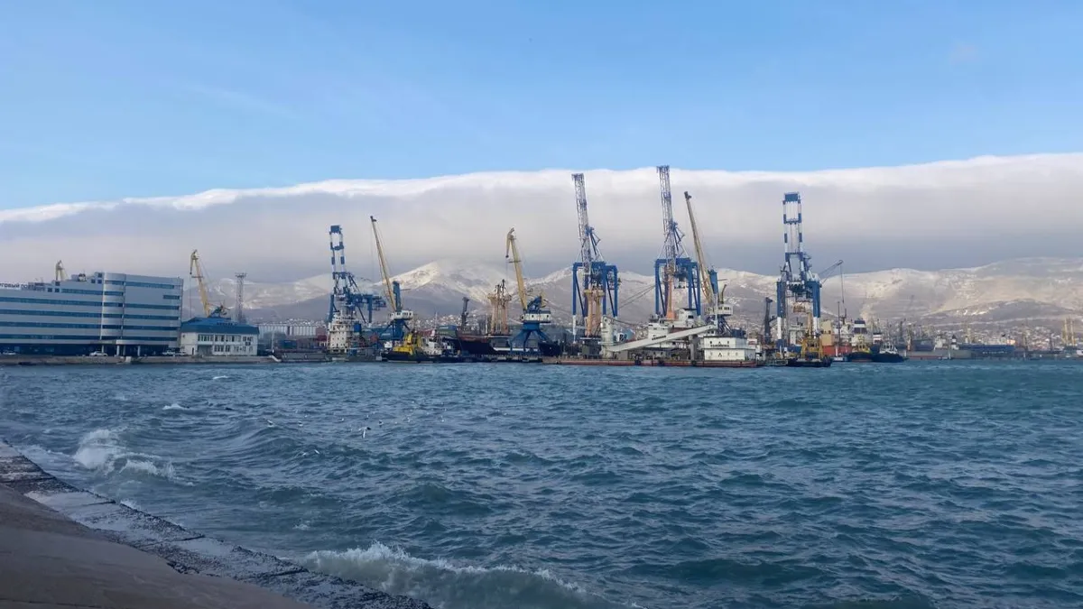 Морской порт Новороссийск