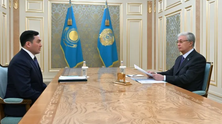 Касым-Жомарт Токаев, Ерлан Аккенженов