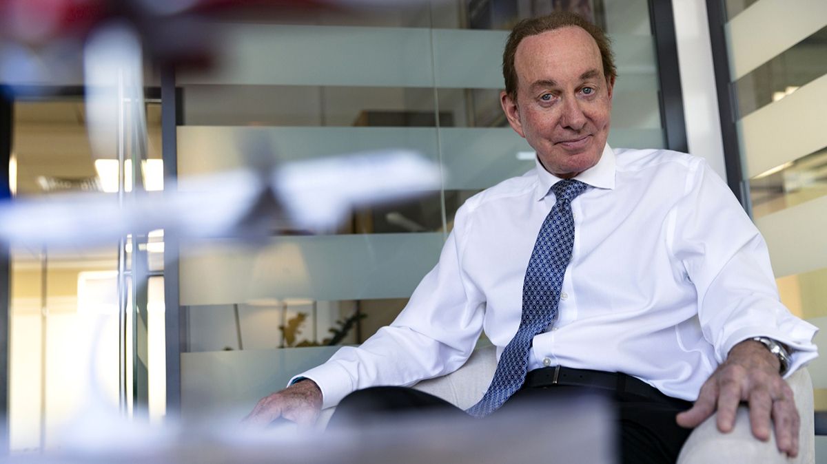 Питер Фостер