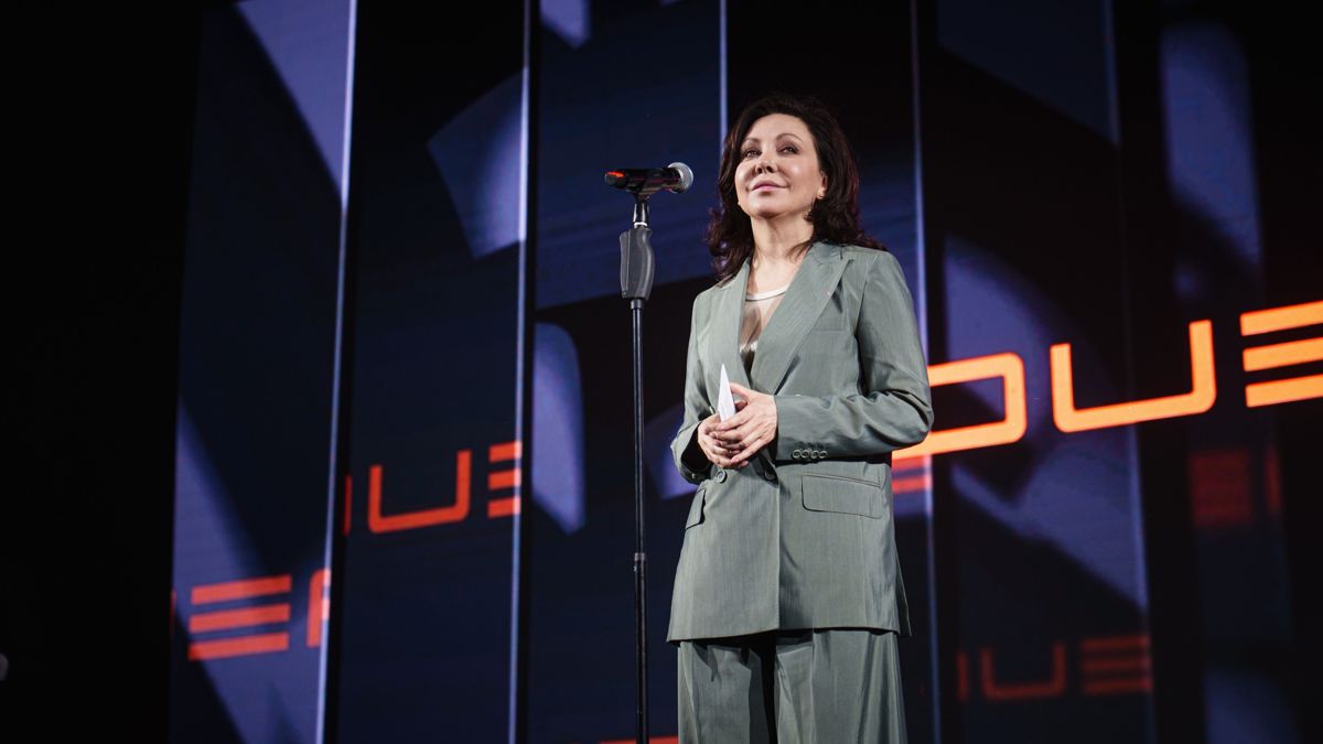 Оксана Холстинина