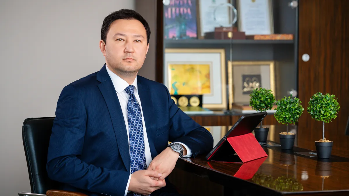 Олжас Салыков