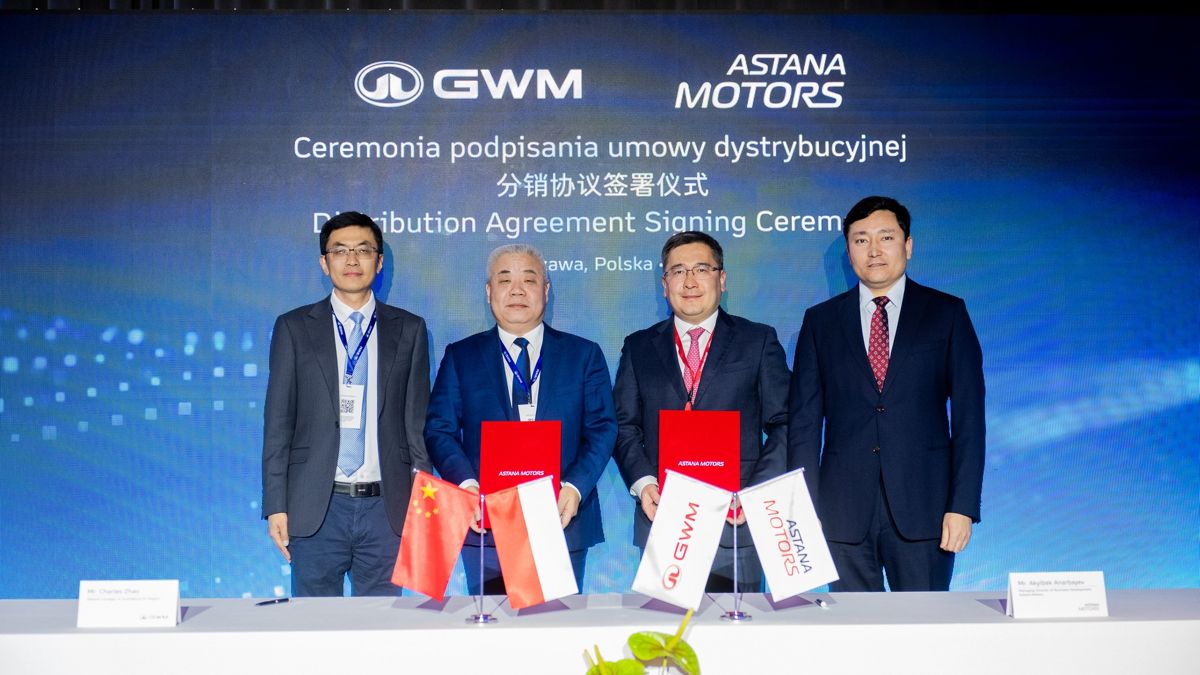 Церемония подписания дистрибьюторского соглашения между GWM и Astana Motors прошла в Варшаве, Польша. Март 2026 года