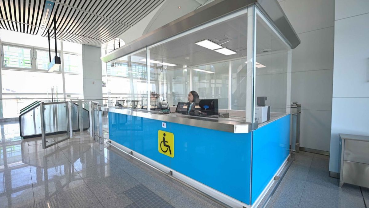 Касым-Жомарт Токаев запустил LRT в&nbsp;Астане, 16&nbsp;мая 2026