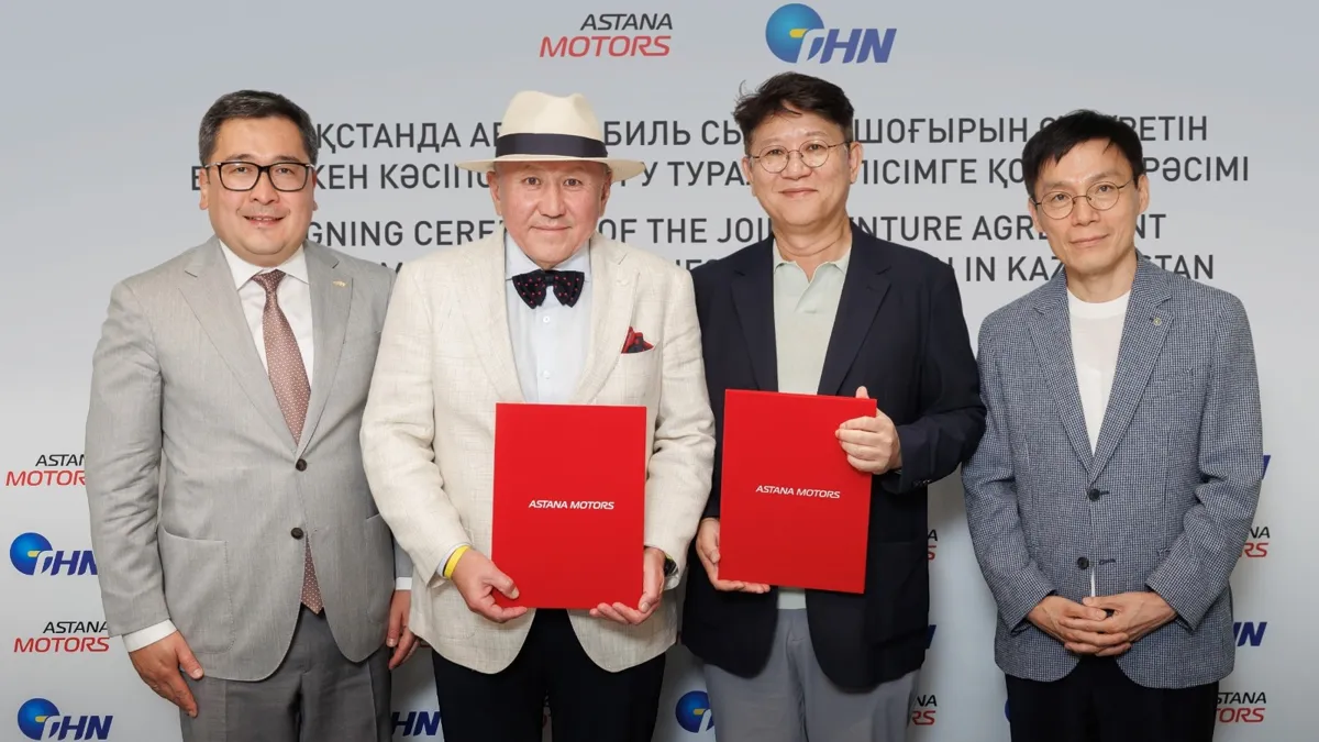 CEO Astana Motors Бекнур Несипбаев, основатель Astana Motors Нурлан Смагулов, CEO THN Corporation Чэ Сынхун, директор департамента продаж THN Corporation Джонг Енгхэ