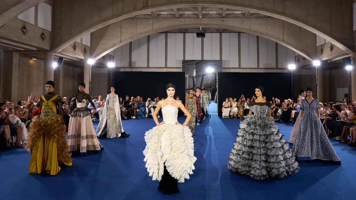 Модели Alexis Mabille Haute Couture 2026-2027