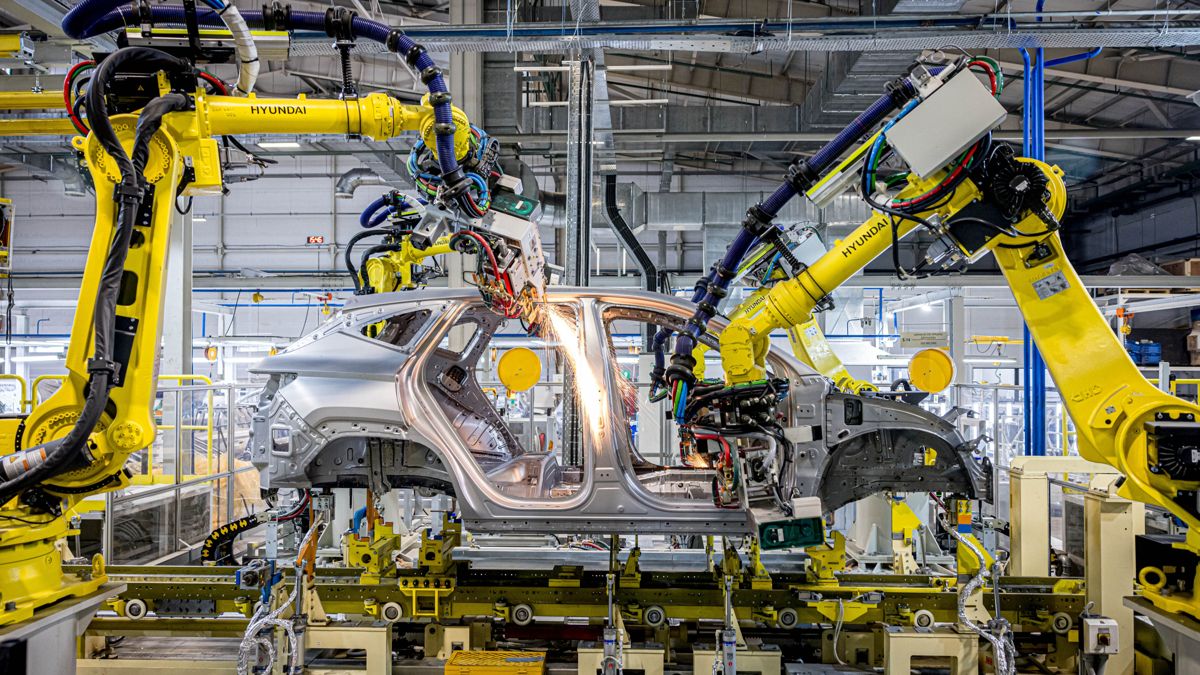Роботизированная сварка на заводе Hyundai Trans Kazakhstan