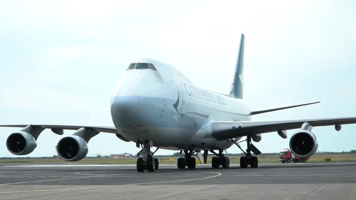 Cathay Pacific Cargo выходит  на рынок Казахстана