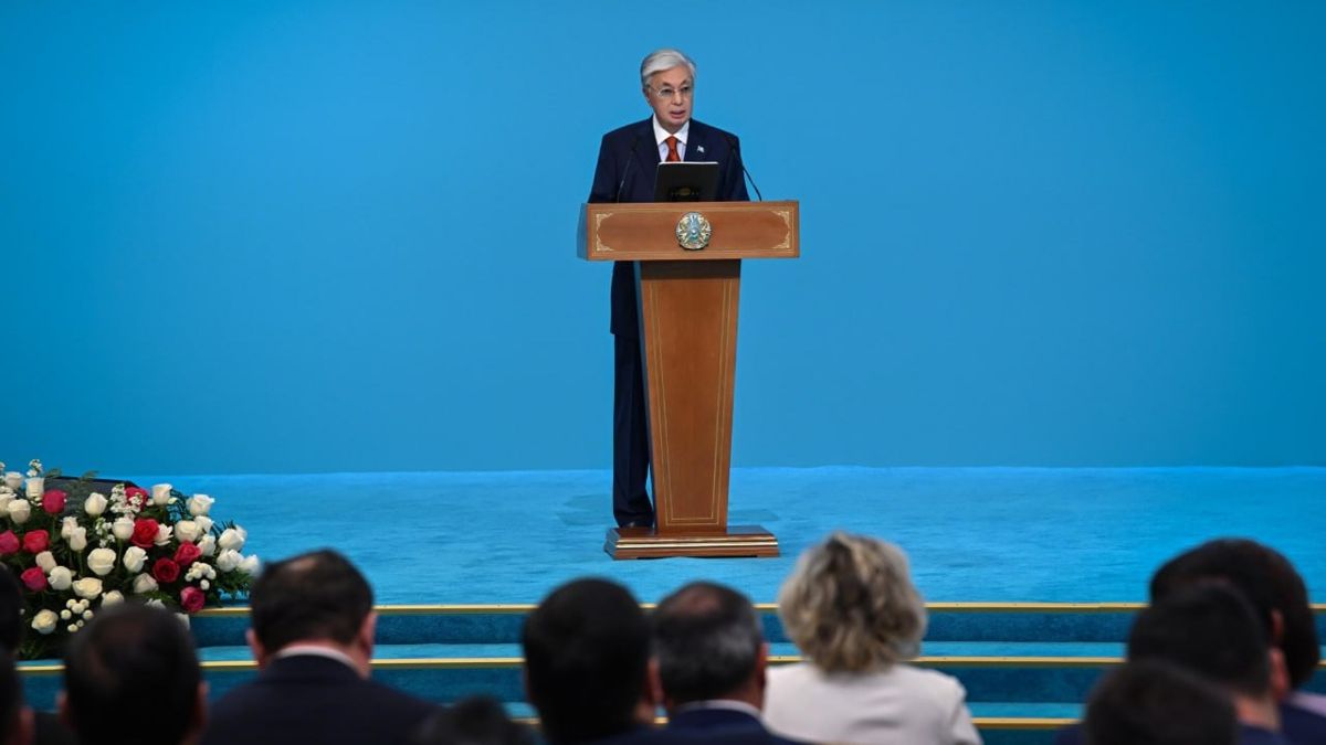 Касым-Жомарт Токаев на пленарном заседании