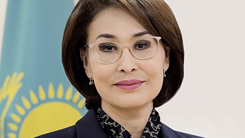 Акмарал Альназарова