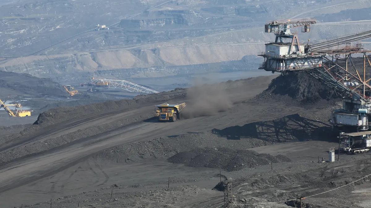 ТОО «Богатырь Комир»