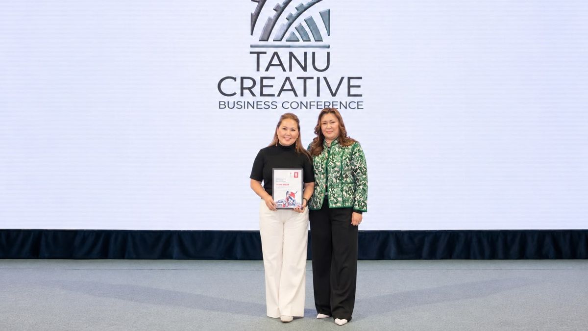 Кымбат Арслан и&nbsp;Лаура Шарипова на&nbsp;конференции и&nbsp;выставке TANU Creative
